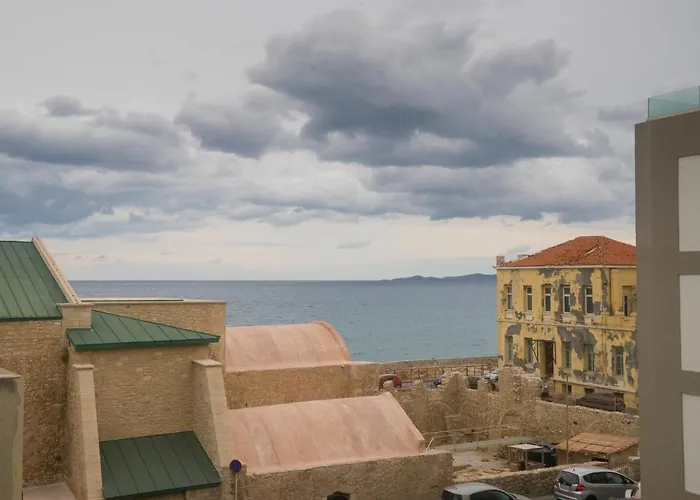 Heraklion Old Port Apartments